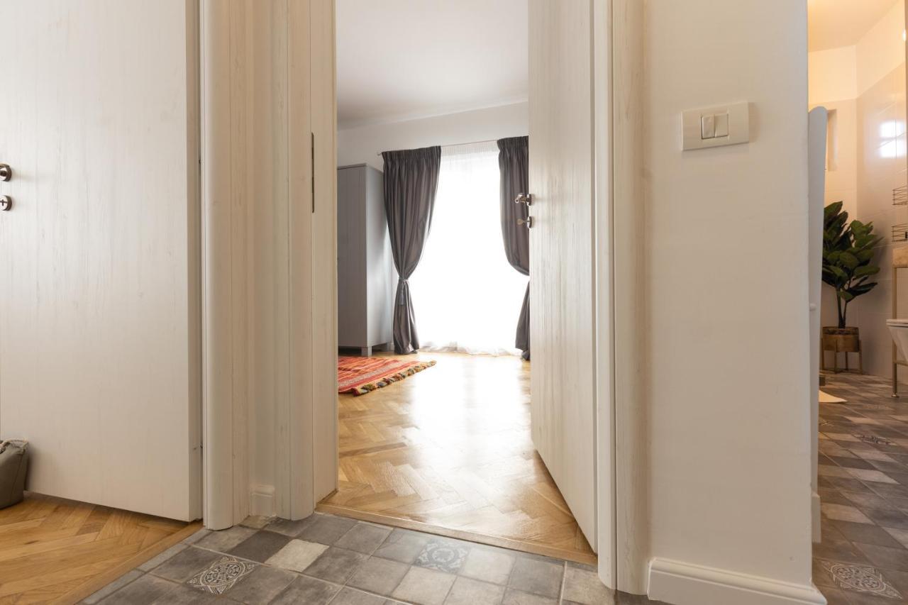Metropole Apartments Panoramic Ateneum Bukarest Kültér fotó